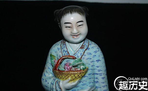 蓝采和的陶瓷像